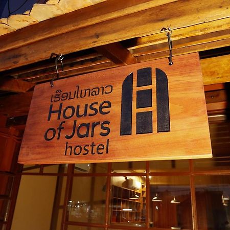 House Of Jars Hostel Vientiane Bagian luar foto