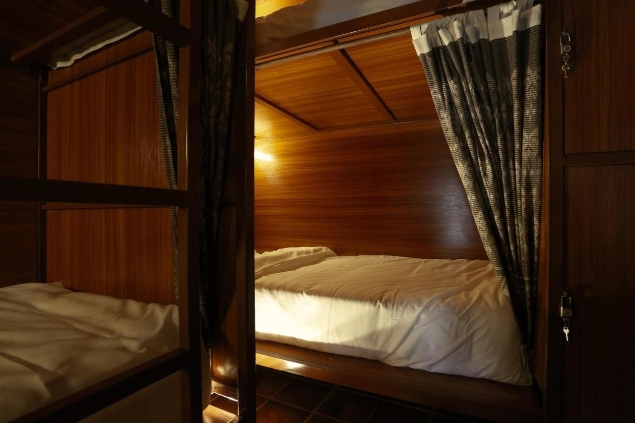 House Of Jars Hostel Vientiane Bagian luar foto